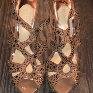 Gianni Bini heels w/rhinestones
